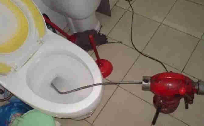 昭化马桶通下水